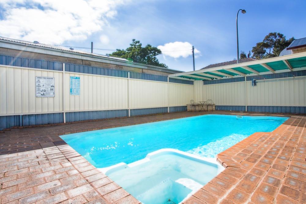 Cowra Motor Inn Eksteriør bilde