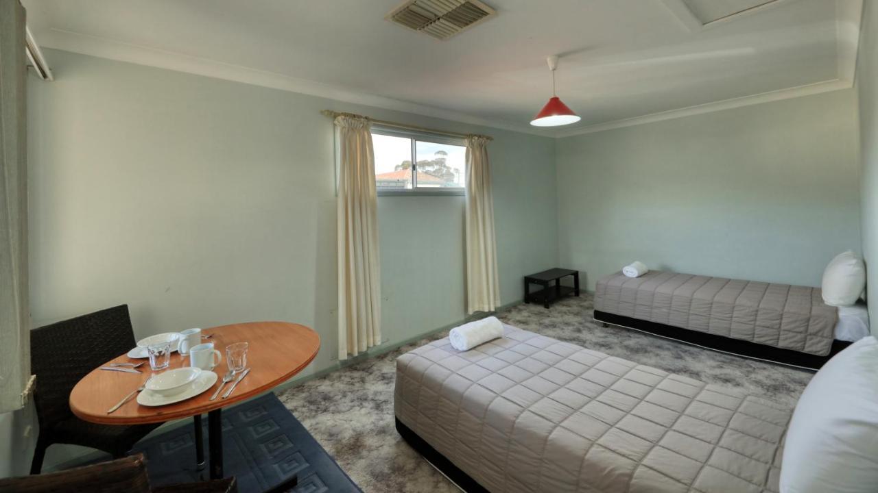 Cowra Motor Inn Eksteriør bilde
